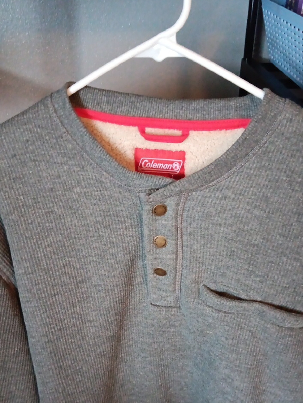 Coleman Men’s Grey Crewneck Henley Sweater with Chest Pocket XL